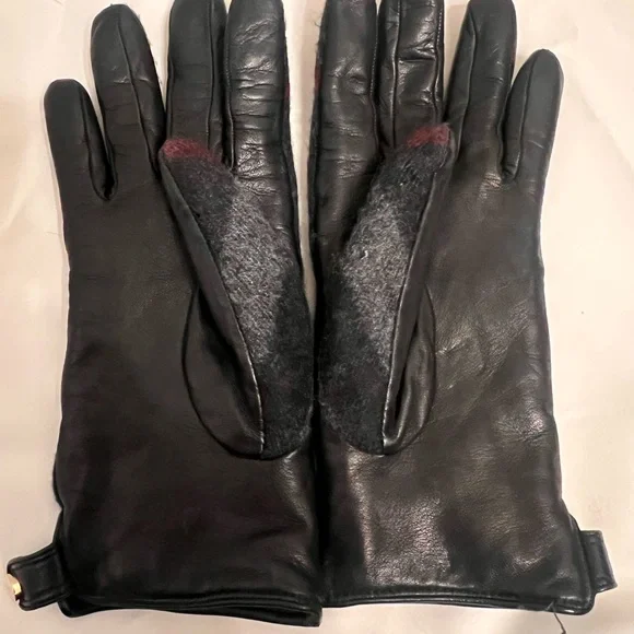Burberry Black Leather Gloves - Picture 2 of 5